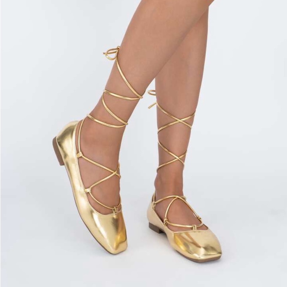 NWOB Gold Lace Up Tie Leg Flats